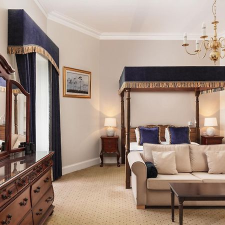 Tulloch Castle Hotel 'A Bespoke Hotel' Dingwall Exterior photo