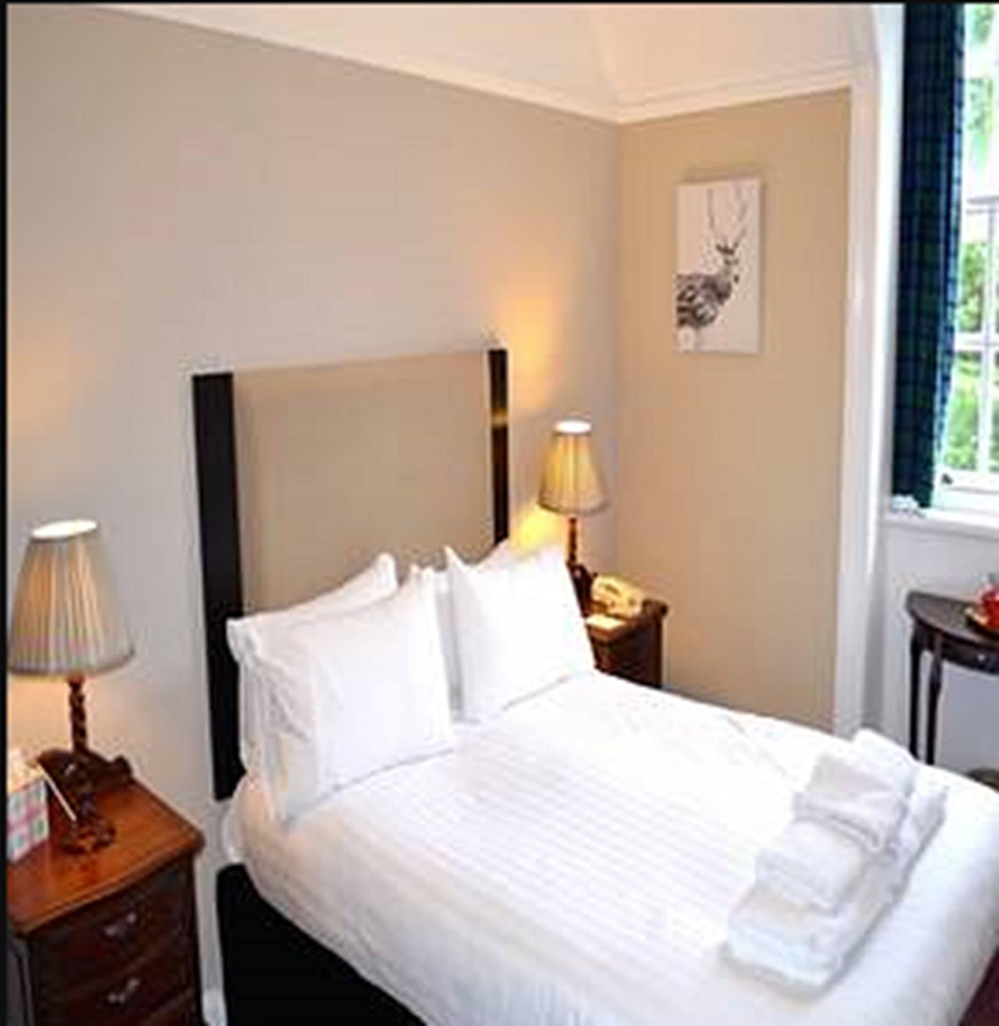 Tulloch Castle Hotel 'A Bespoke Hotel' Dingwall Exterior photo