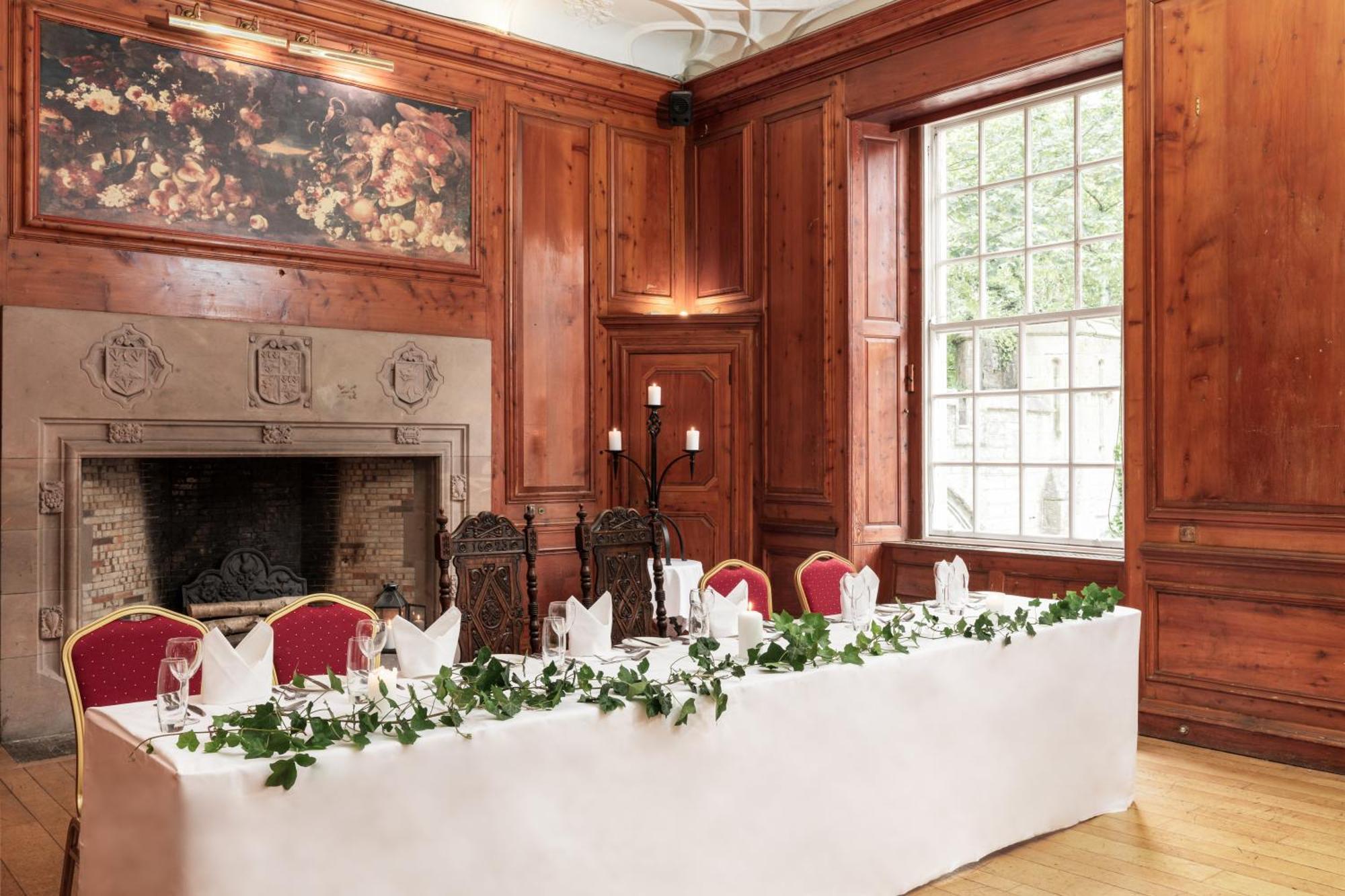 Tulloch Castle Hotel 'A Bespoke Hotel' Dingwall Exterior photo