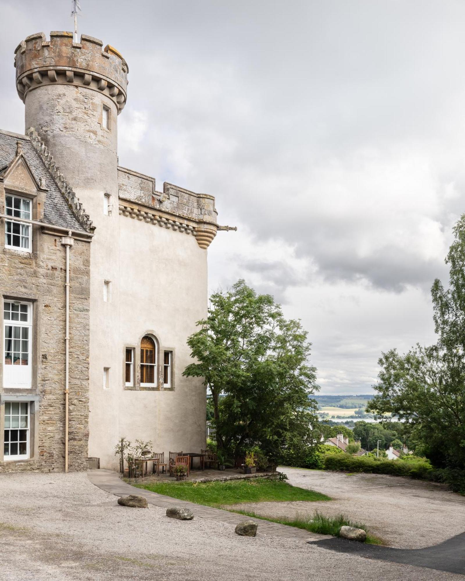 Tulloch Castle Hotel 'A Bespoke Hotel' Dingwall Exterior photo