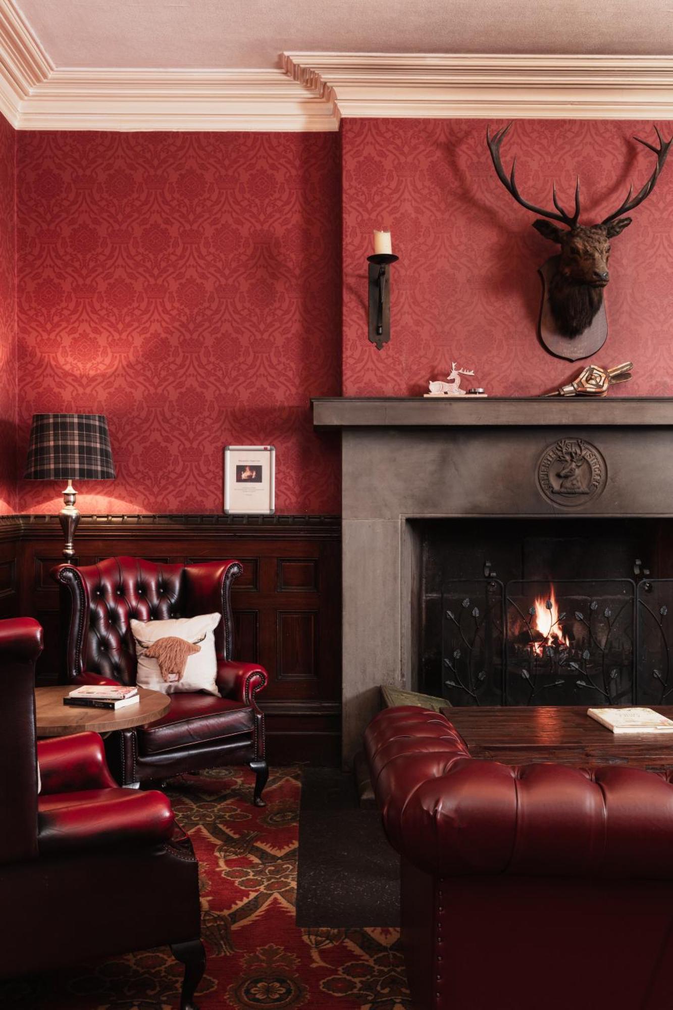 Tulloch Castle Hotel 'A Bespoke Hotel' Dingwall Exterior photo