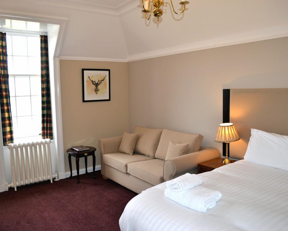 Tulloch Castle Hotel 'A Bespoke Hotel' Dingwall Exterior photo